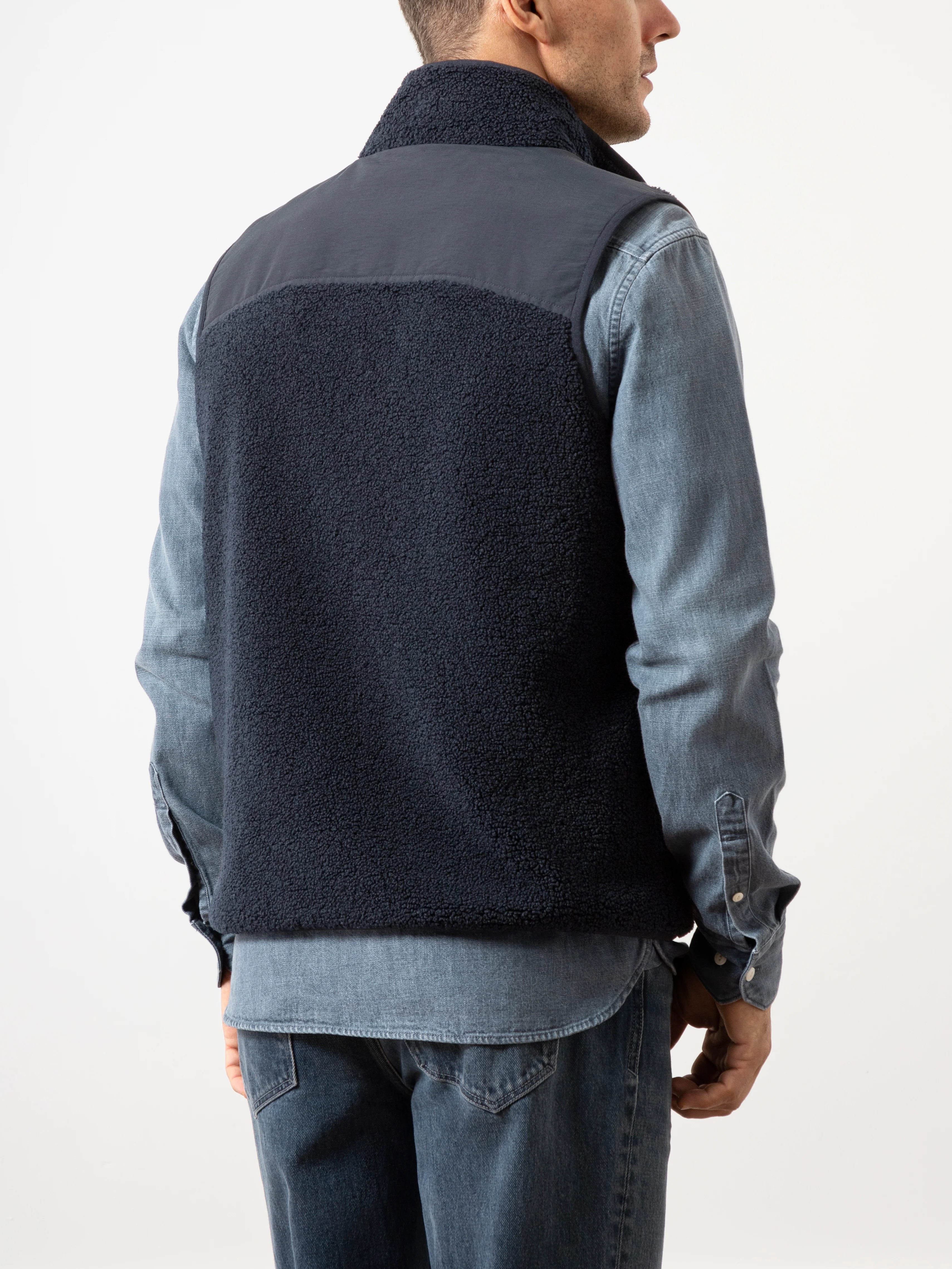 Thompson Sherpa Vest - Image 3